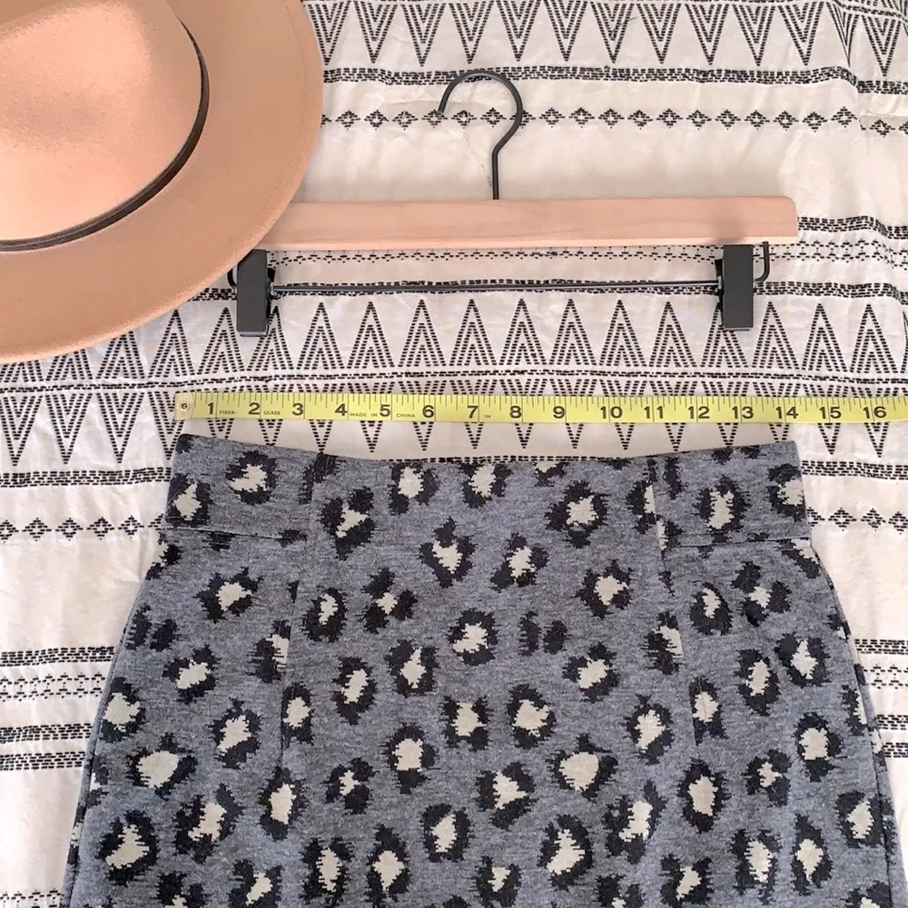 Ann Taylor Loft Leopard Pencil Skirt | Size: S | Color: Gray, Black & Beige - Picture 3 of 8